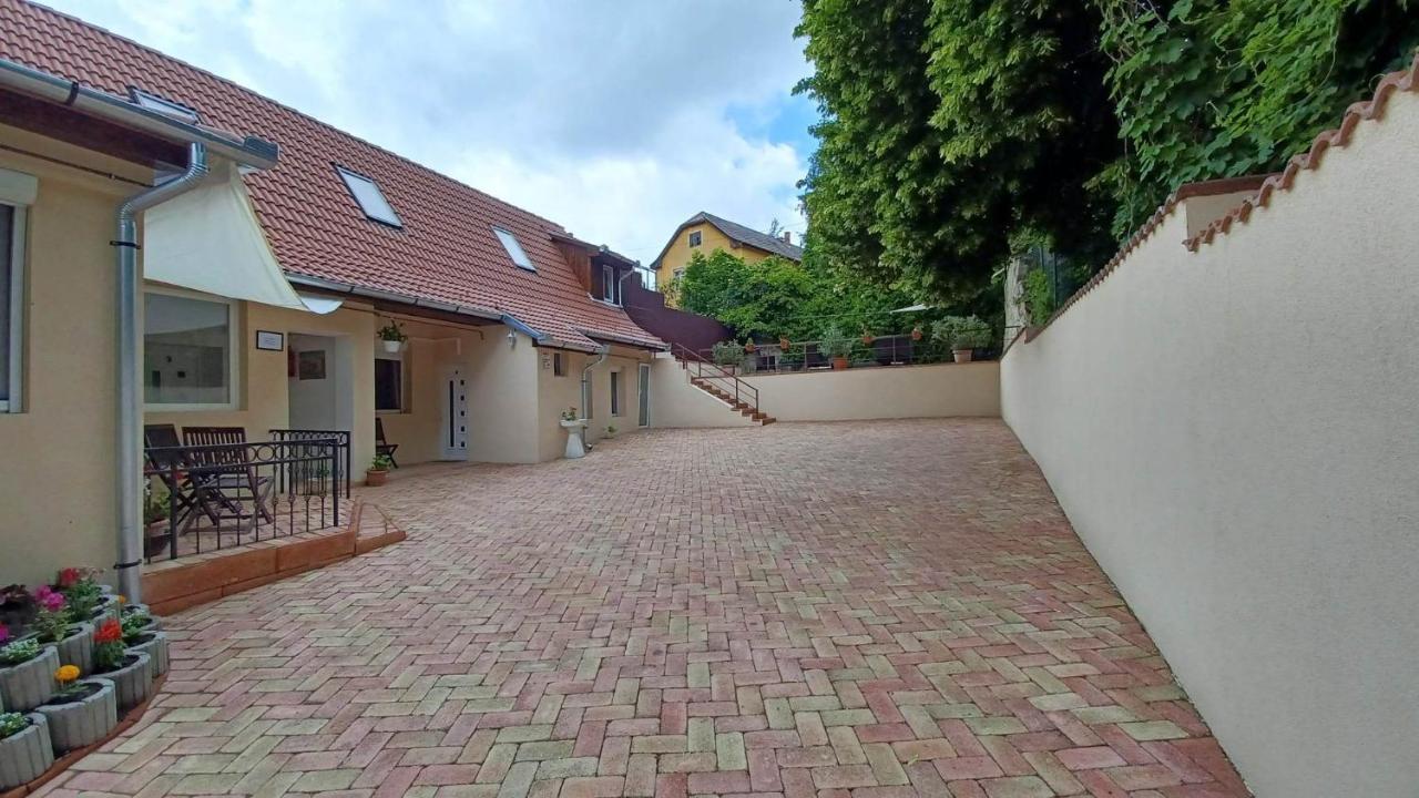Milla Apartmanok Erlau Exterior foto
